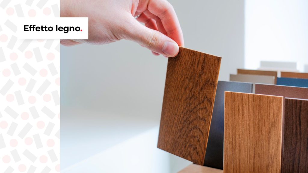 Infissi esterni effetto legno nello showroom di House Design a Torino